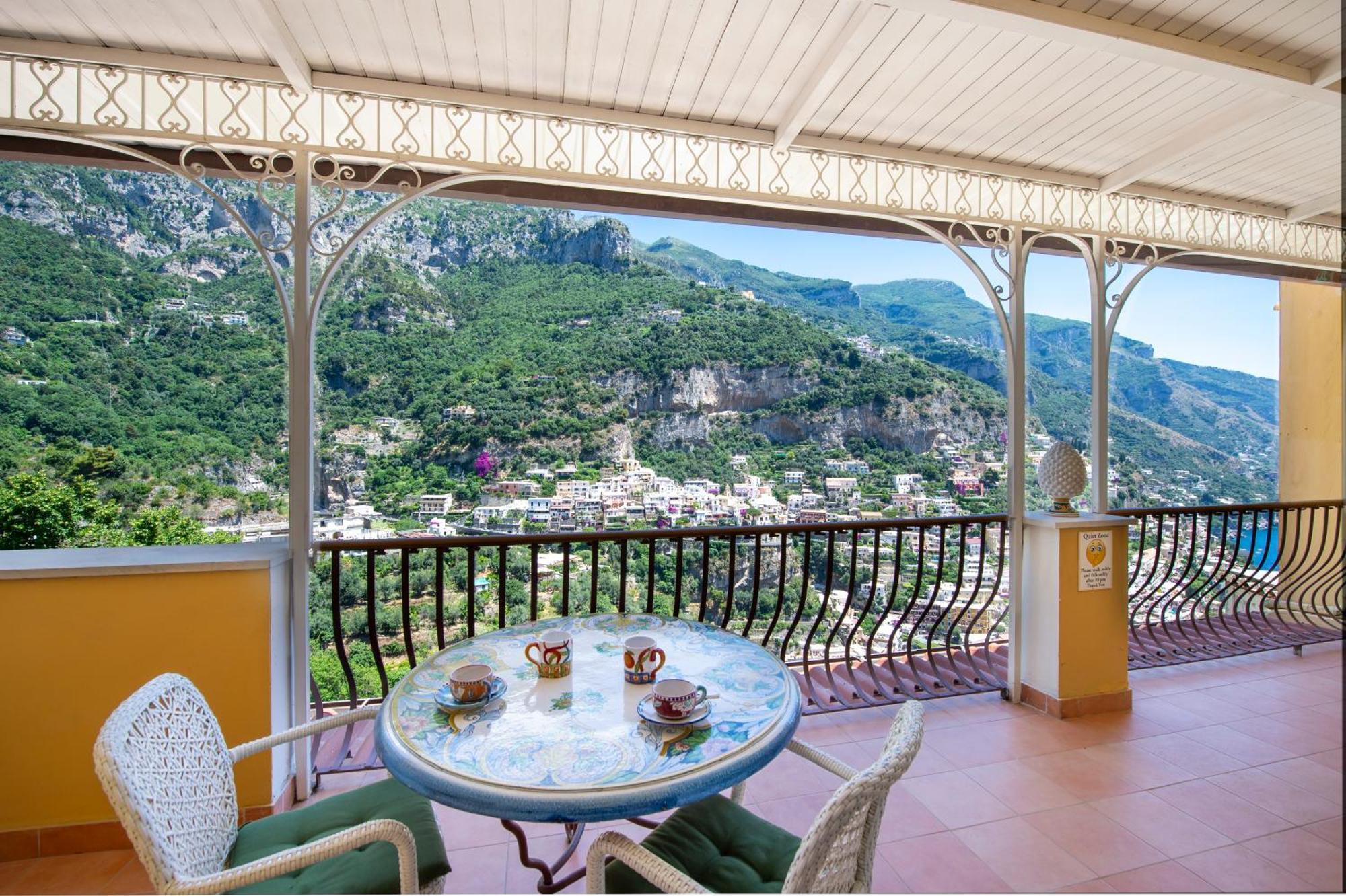 Apartament Casa Le Terrazze Positano Zewnętrze zdjęcie