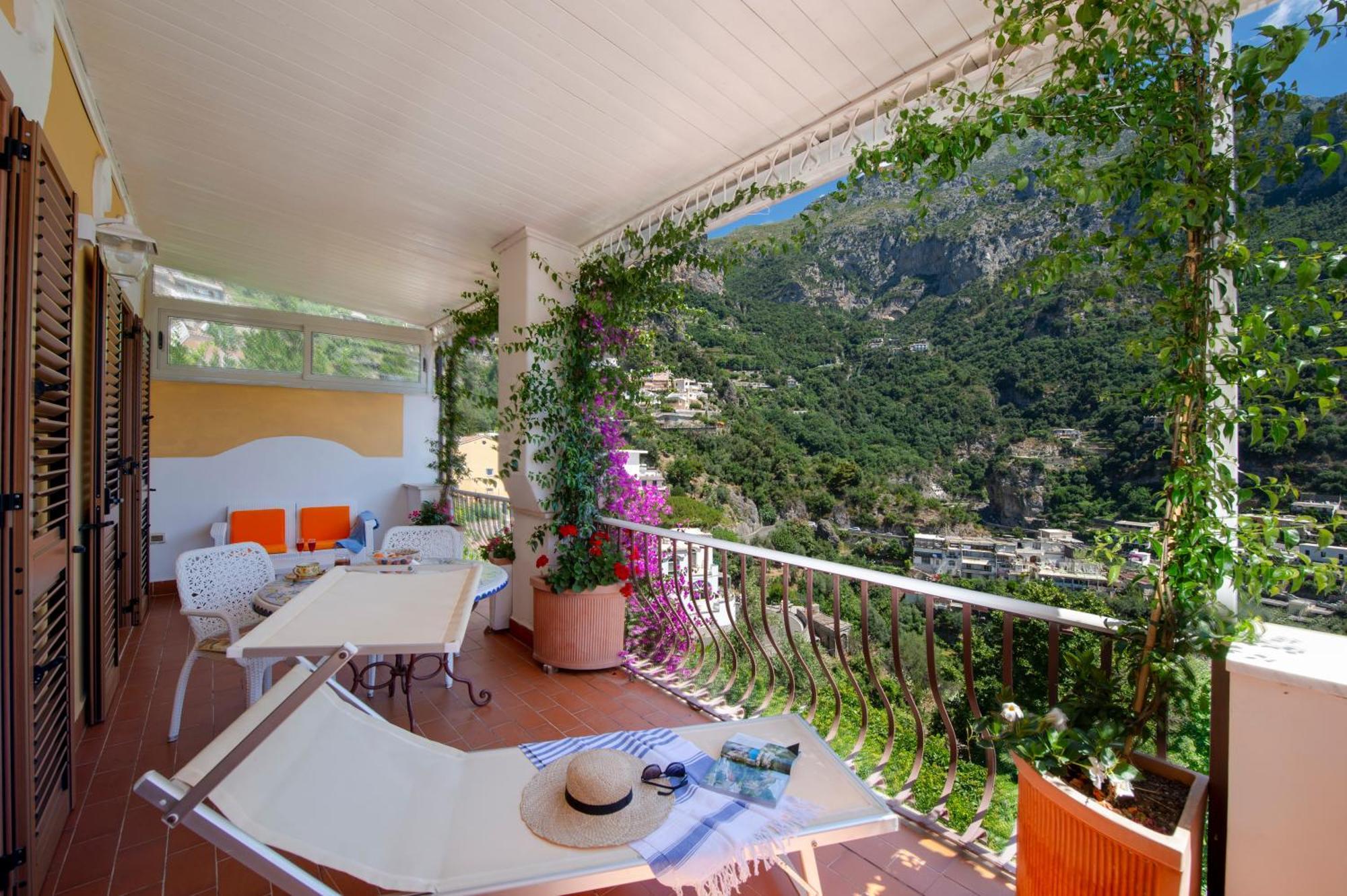 Apartament Casa Le Terrazze Positano Zewnętrze zdjęcie