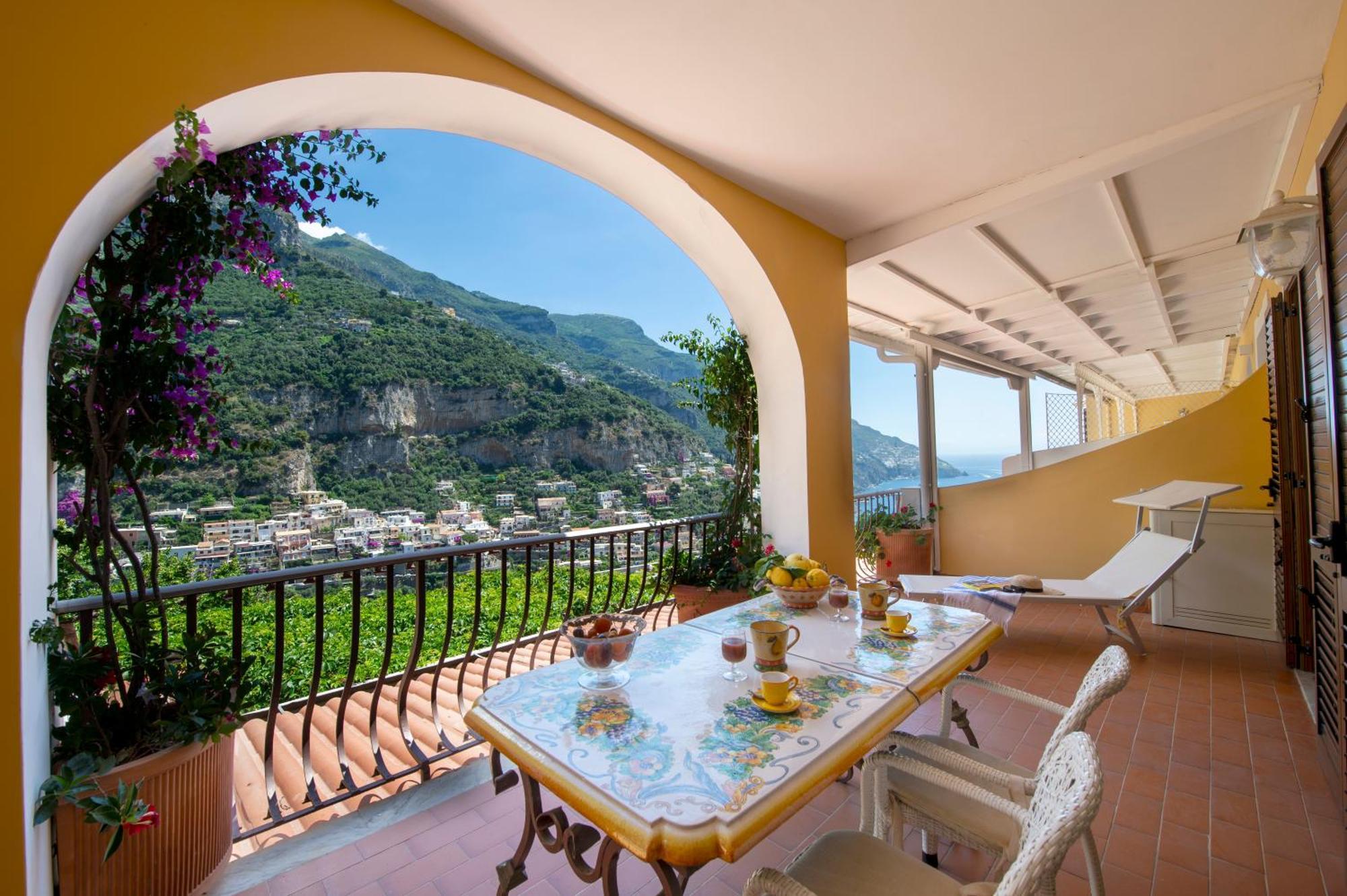 Apartament Casa Le Terrazze Positano Zewnętrze zdjęcie